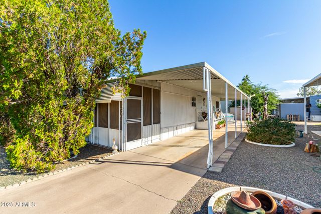 2650 W UNION HILLS Drive 370, Phoenix, AZ 85027