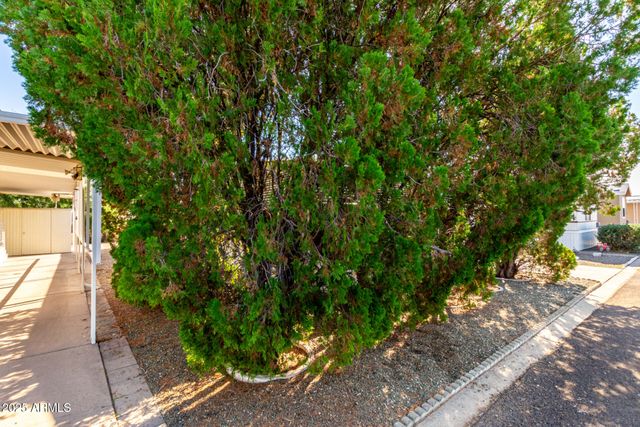 2650 W UNION HILLS Drive 370, Phoenix, AZ 85027