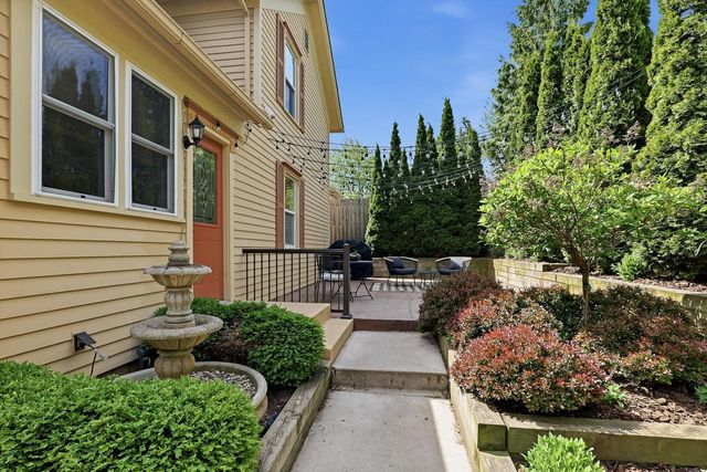822 N 4th STREET, Sheboygan, WI 53081