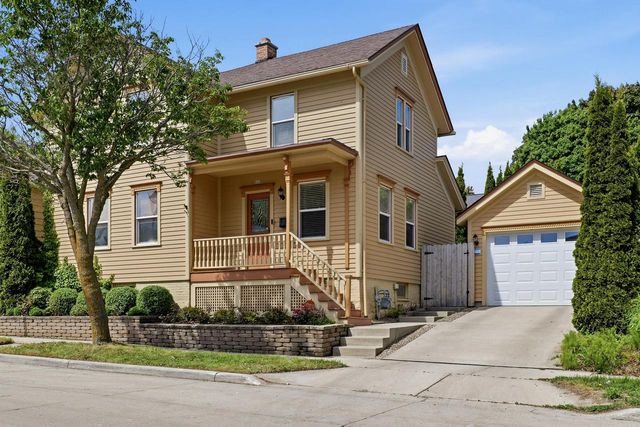 822 N 4th STREET, Sheboygan, WI 53081