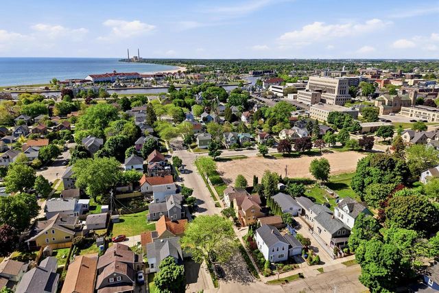 822 N 4th STREET, Sheboygan, WI 53081