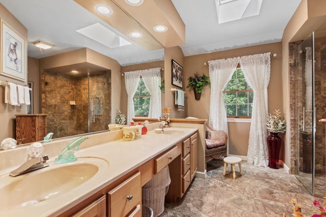 2606 Club Court, Valparaiso, IN 46383