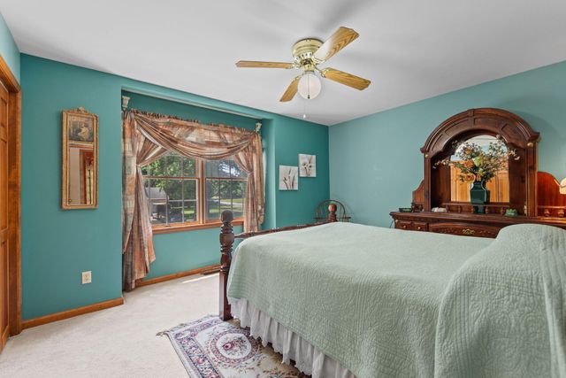 2606 Club Court, Valparaiso, IN 46383