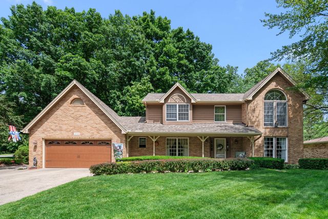 2606 Club Court, Valparaiso, IN 46383