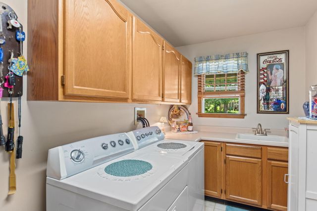 2606 Club Court, Valparaiso, IN 46383