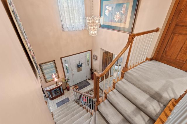 2606 Club Court, Valparaiso, IN 46383
