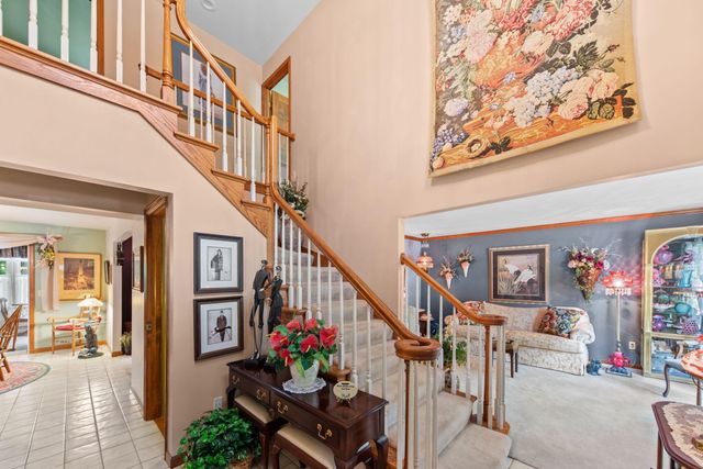 2606 Club Court, Valparaiso, IN 46383
