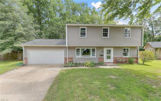 2101 Swallow LN, Virginia Beach, VA 23454