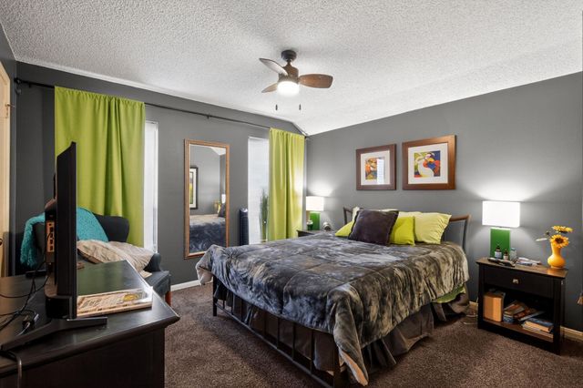 7815 Hummingbird Street, Houston, TX 77071