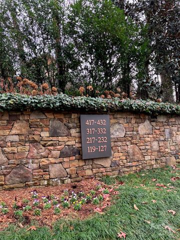 332 Bowling Park Road, Asheville, NC 28803