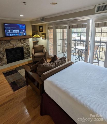 332 Bowling Park Road, Asheville, NC 28803