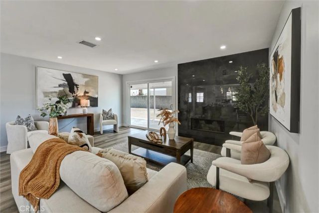 1606 E Fernrock, Carson, CA 90746