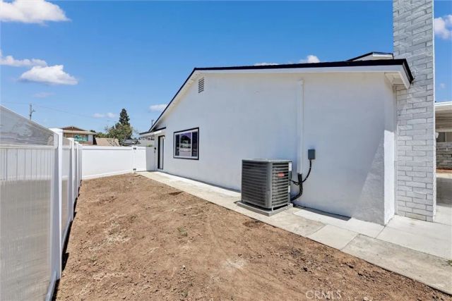 1606 E Fernrock, Carson, CA 90746