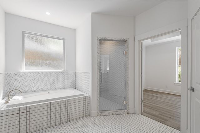 825 Village Gate Circle, Nacogdoches, TX 75961