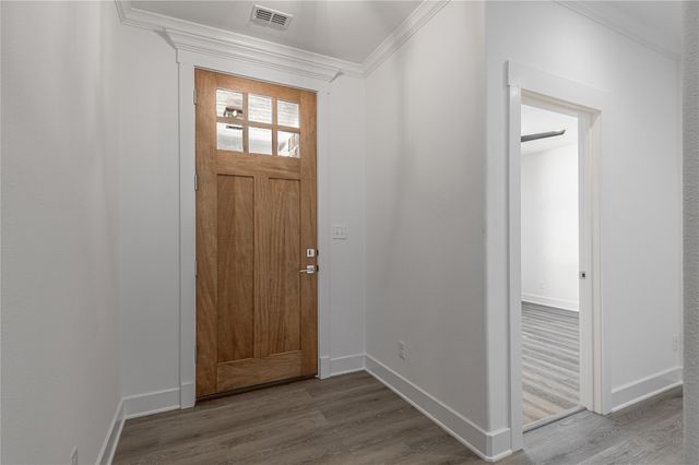 825 Village Gate Circle, Nacogdoches, TX 75961