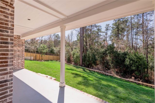 825 Village Gate Circle, Nacogdoches, TX 75961