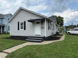96 W Shields Street, Newark, OH 43055