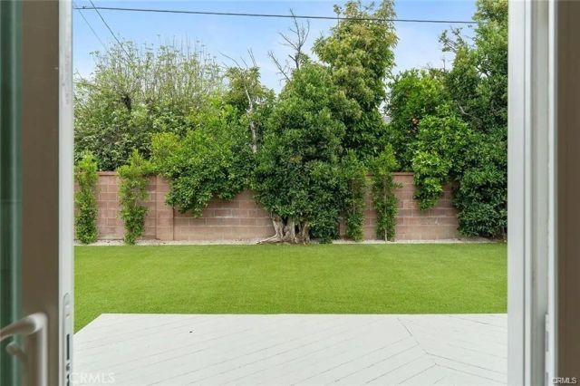 19851 Bassett Street, Winnetka, CA 91306