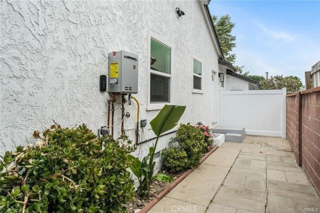 19851 Bassett Street, Winnetka, CA 91306