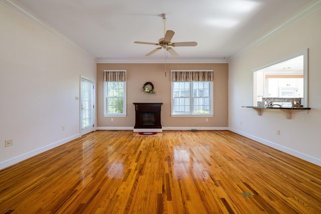 615 KESTREL CT, Woodstock, VA 22664