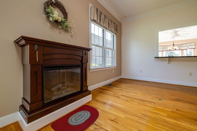 615 KESTREL CT, Woodstock, VA 22664