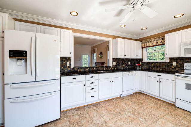 615 KESTREL CT, Woodstock, VA 22664