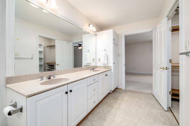 615 KESTREL CT, Woodstock, VA 22664