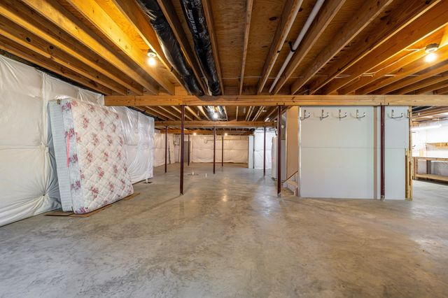 615 KESTREL CT, Woodstock, VA 22664