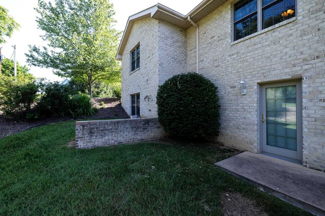 615 KESTREL CT, Woodstock, VA 22664