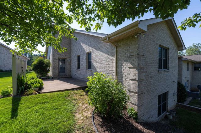 615 KESTREL CT, Woodstock, VA 22664
