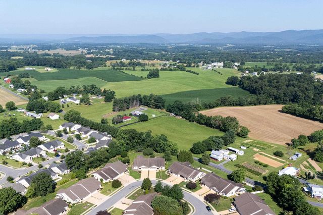 615 KESTREL CT, Woodstock, VA 22664