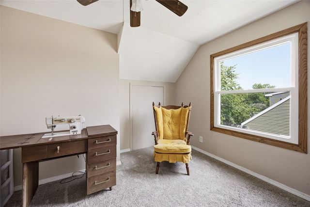 5134 Gordon Avenue NW, Cedar Rapids, IA 52405