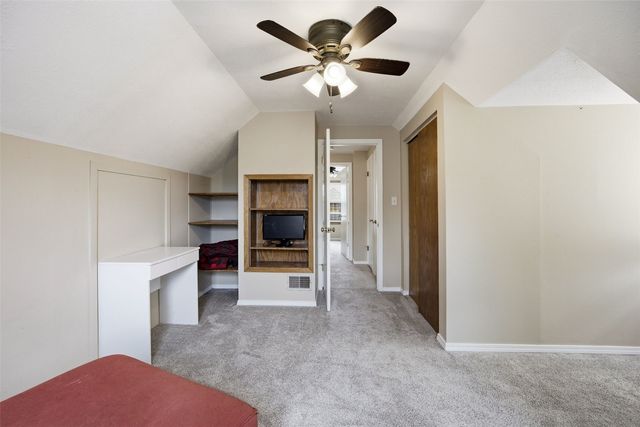 5134 Gordon Avenue NW, Cedar Rapids, IA 52405