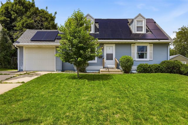 5134 Gordon Avenue NW, Cedar Rapids, IA 52405