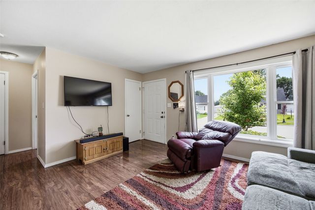 5134 Gordon Avenue NW, Cedar Rapids, IA 52405