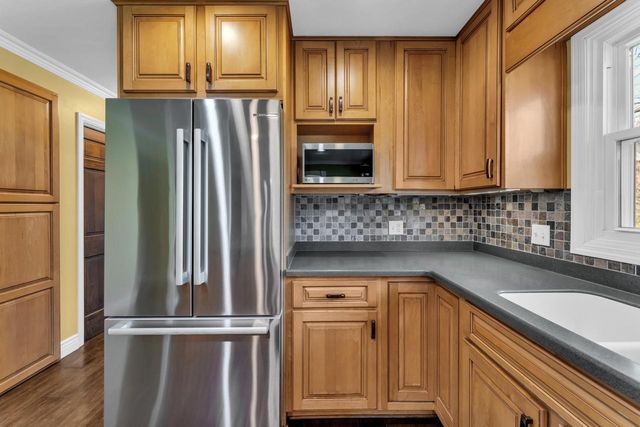 7 Sprucewood COURT, Wind Point, WI 53402