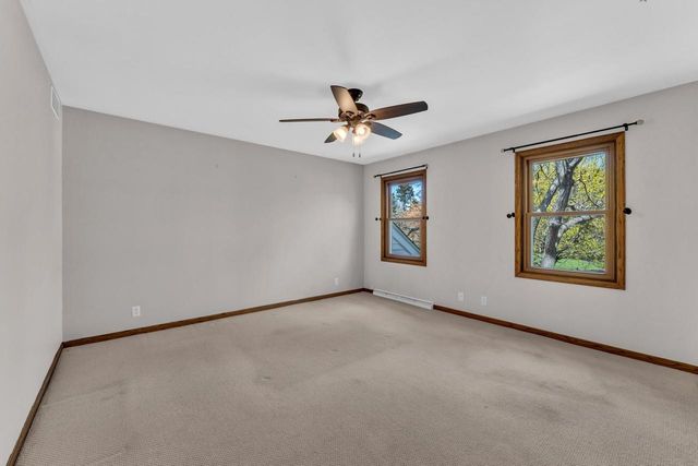 7 Sprucewood COURT, Wind Point, WI 53402