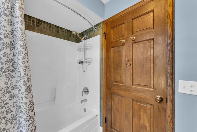 7 Sprucewood COURT, Wind Point, WI 53402
