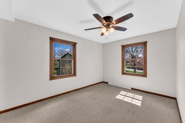 7 Sprucewood COURT, Wind Point, WI 53402