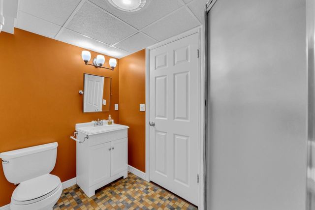 7 Sprucewood COURT, Wind Point, WI 53402