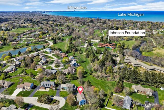 7 Sprucewood COURT, Wind Point, WI 53402