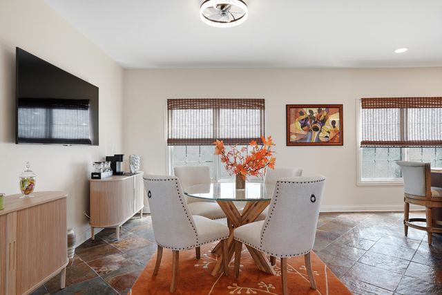 964 Fountain Place, Schererville, IN 46375
