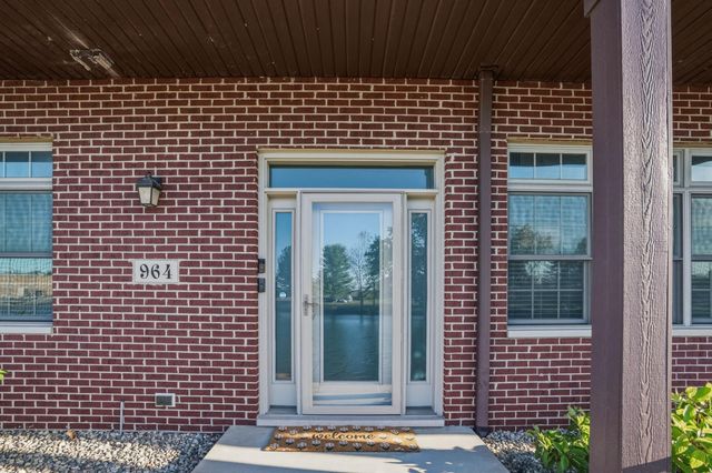964 Fountain Place, Schererville, IN 46375