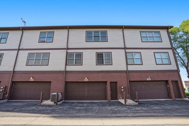 964 Fountain Place, Schererville, IN 46375