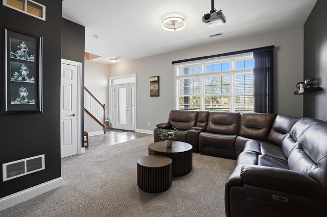 964 Fountain Place, Schererville, IN 46375