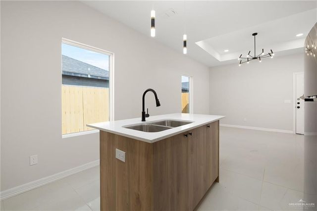 2509 Hilltop Avenue, Edinburg, TX 78542