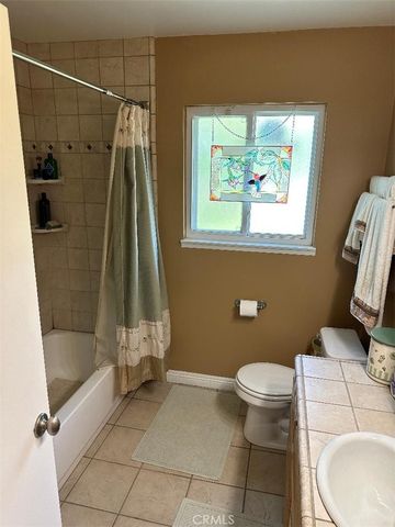 38514 Carolside Avenue, Palmdale, CA 93550