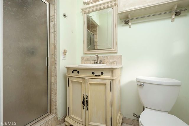 38514 Carolside Avenue, Palmdale, CA 93550