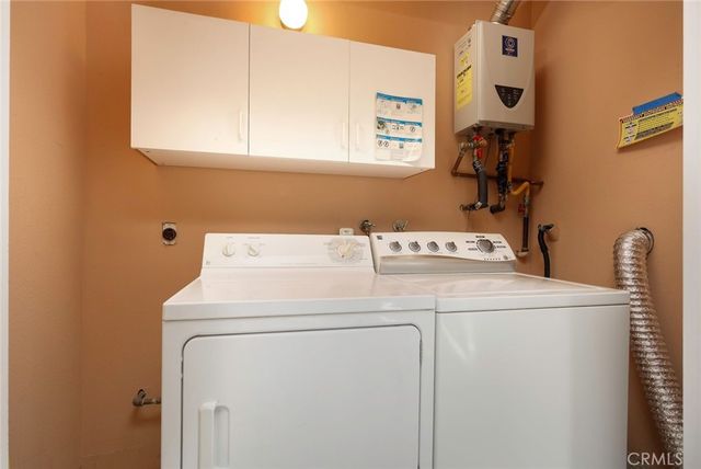 38514 Carolside Avenue, Palmdale, CA 93550