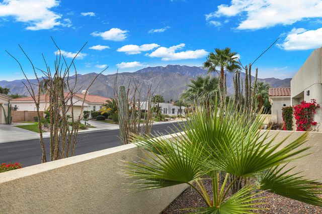 1450 Lorena Way, Palm Springs, CA 92262